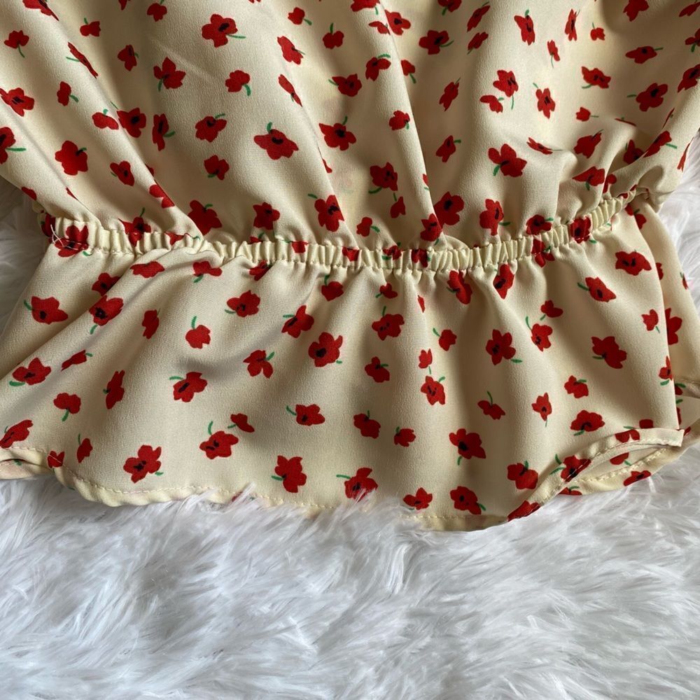Show Me Your Mumu Floral Top Deep Plunge Front Cream Red Elastic Bottom Size XS - Picture 4 of 10